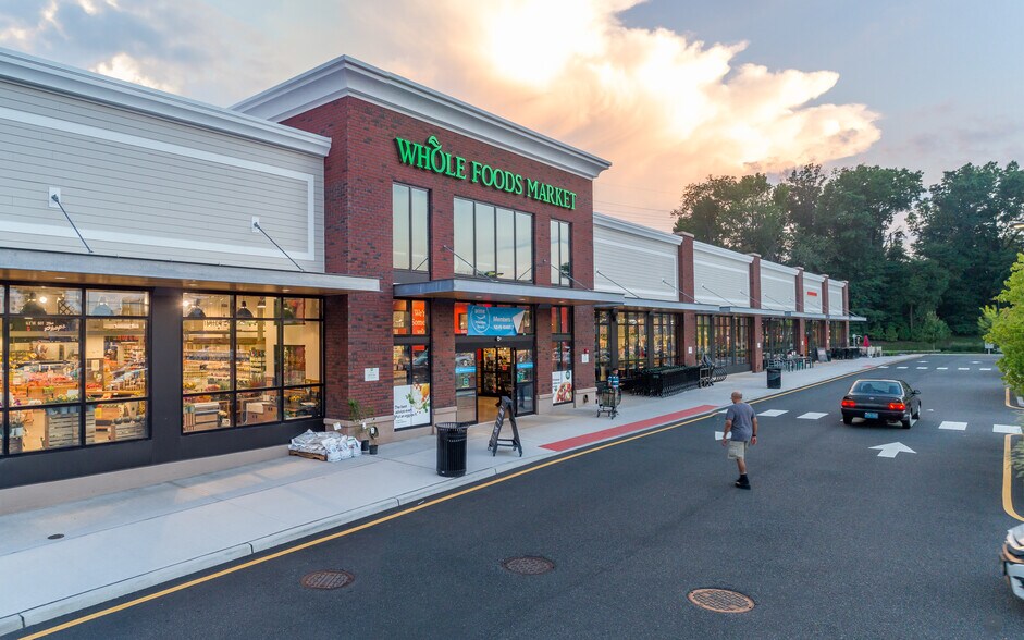 More Photos Of 655-657 Middlesex Ave, Metuchen Unknown For Lease