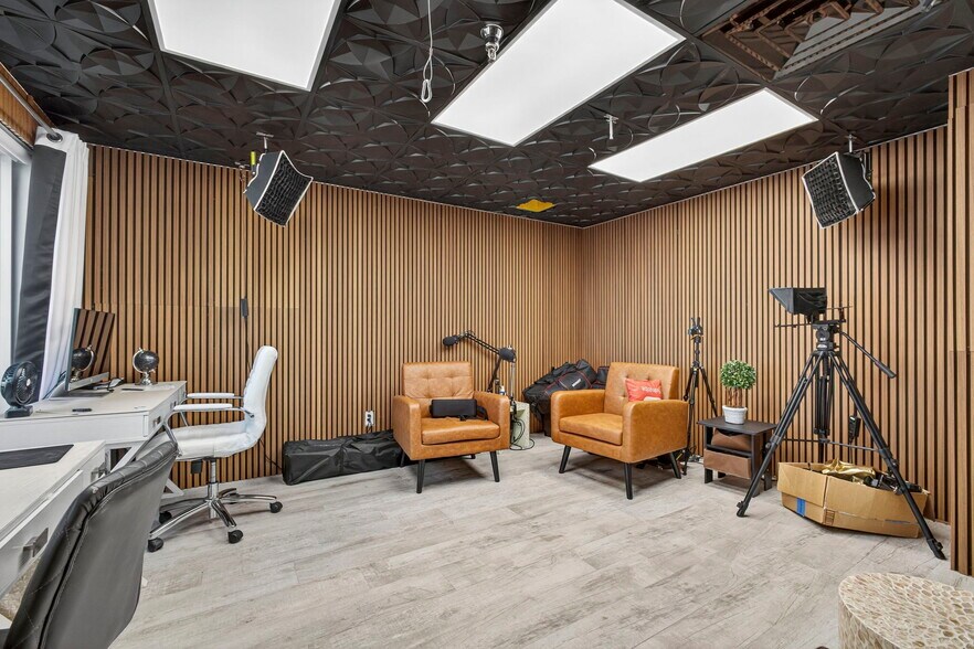 More Photos Of 685 Royal Palm Beach Blvd, Royal Palm Beach Medical For Sale