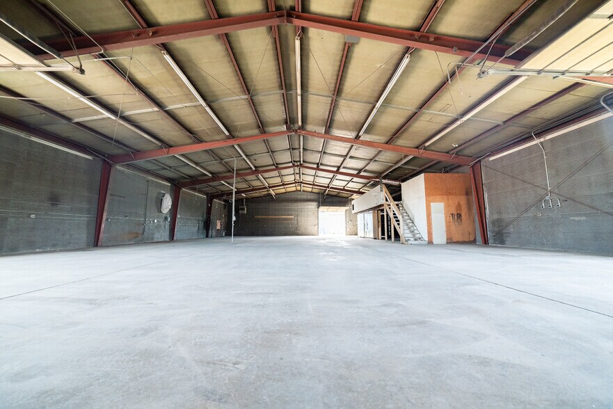 More Photos Of 1100 Denver Ave, Fort Lupton Manufacturing For Sale