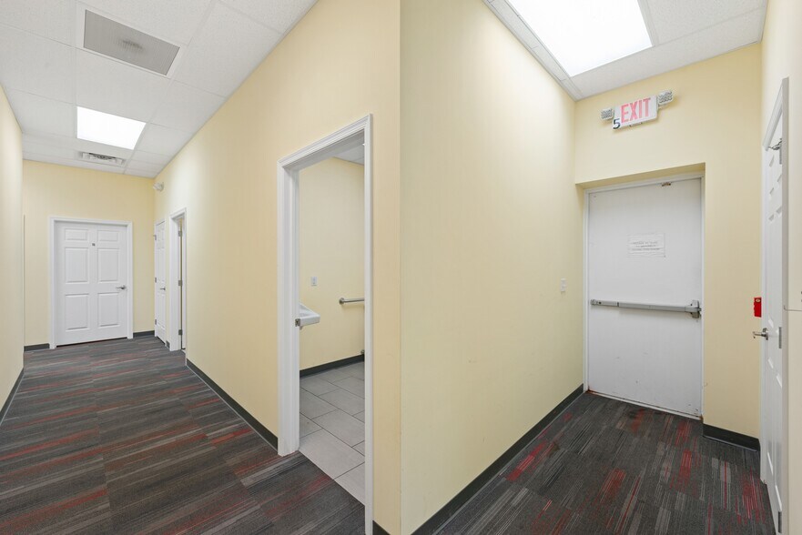 More Photos Of 160 Bethlehem Pike, Colmar Freestanding For Lease