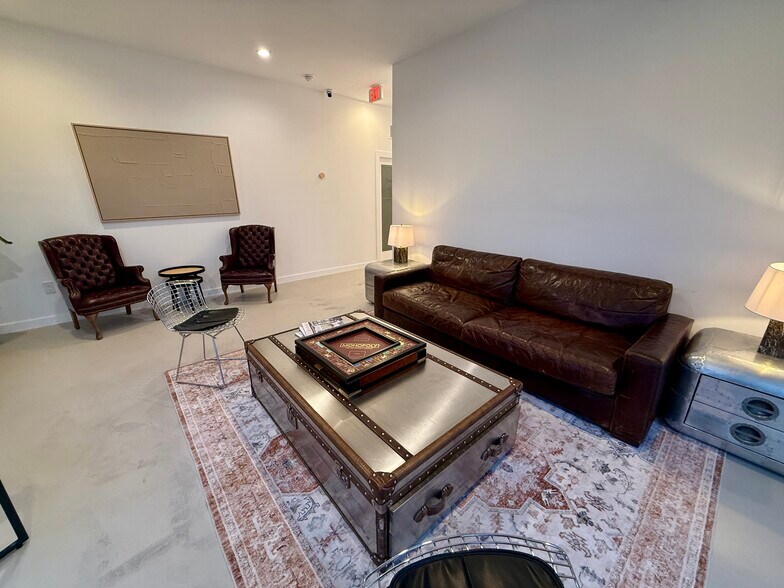 More Photos Of 1 NW 62nd St, Miami Coworking Space