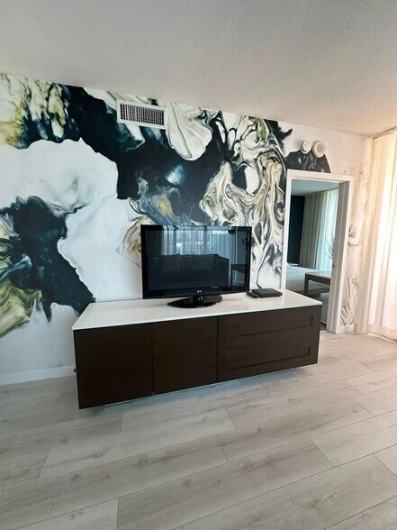 More Photos Of 17315 Collins Ave, Sunny Isles Beach Hotel For Sale
