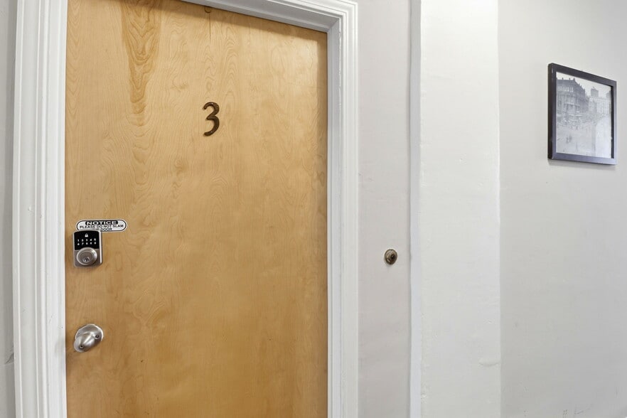 More Photos Of 1222 Broadway, Burlingame Storefront Retail Residential For Sale