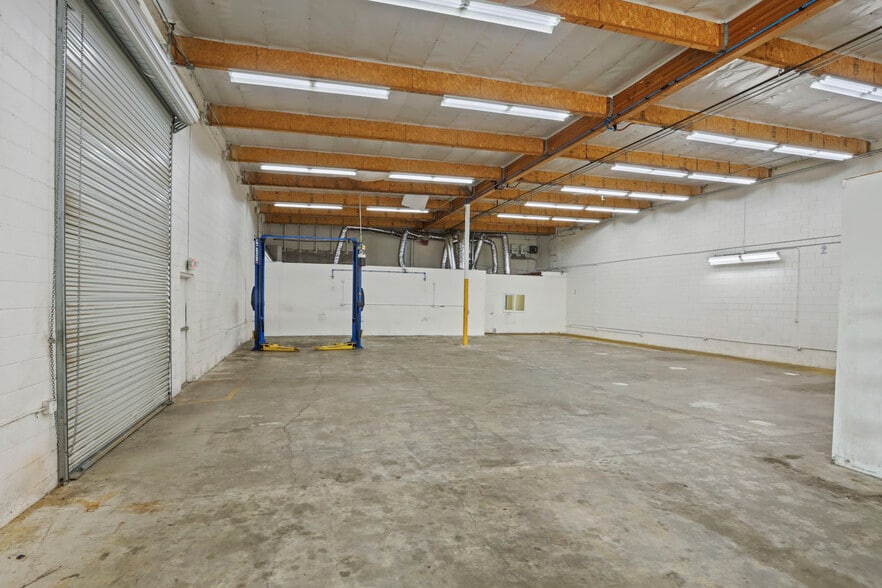 More Photos Of 7711 Murray Dr, Stockton Flex For Sale