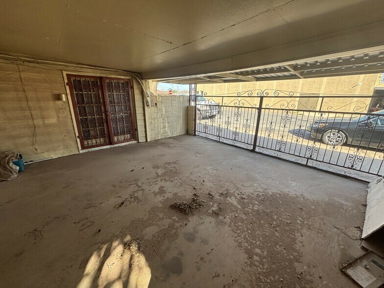 More Photos Of 1608 N Big Spring St, Midland Office For Sale