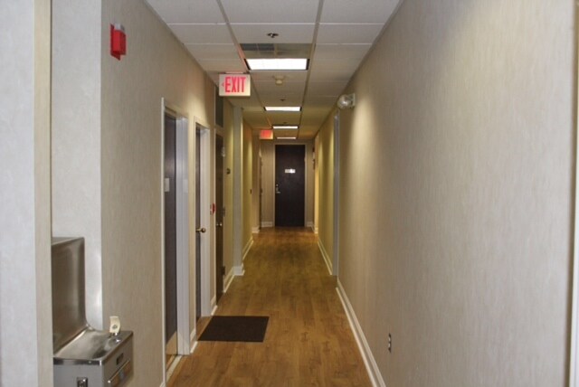 More Photos Of 16 Arcadian Way, Paramus Office For Lease