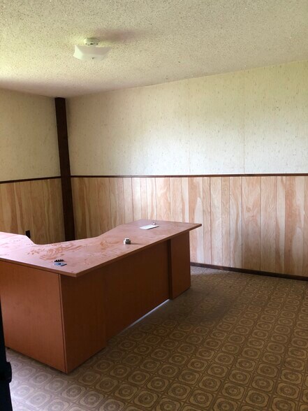 More Photos Of 11595 US Highway 181, San Antonio Service For Lease