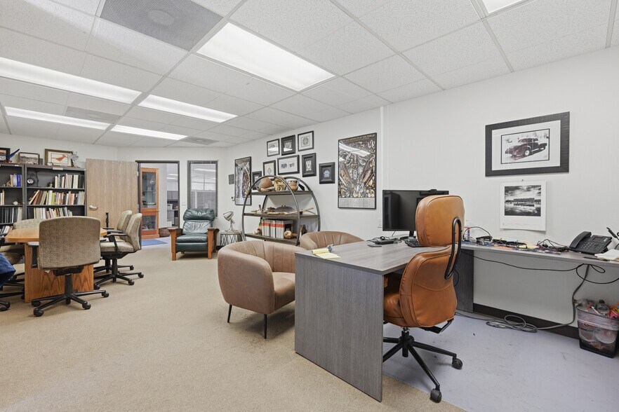 More Photos Of 14010 Poway Rd, Poway Freestanding For Sale