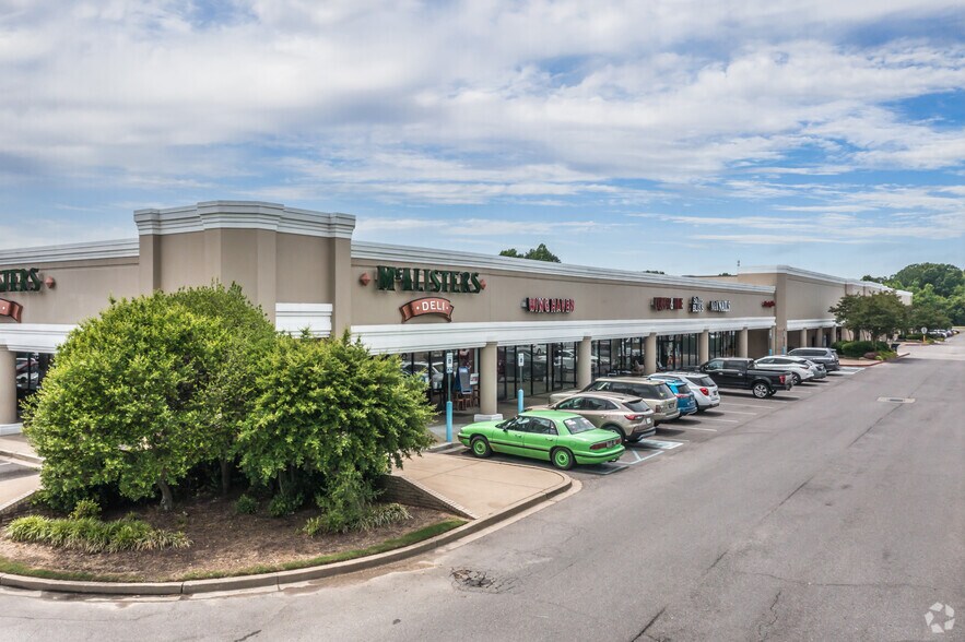 More Photos Of 945-975 E Goodman Rd, Southaven Unknown For Lease