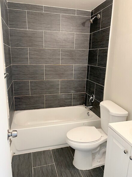 More Photos Of 1181-1191 NW 8th Street Rd, Miami Apartments For Sale