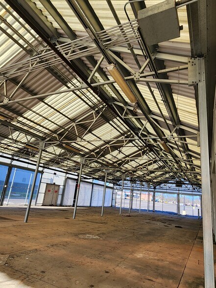 More Photos Of 1 Franklin Mills Blvd, Philadelphia Specialty For Lease