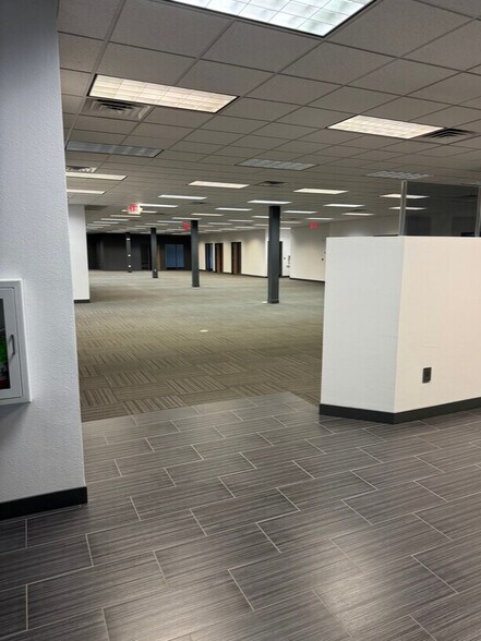 More Photos Of 2985 S Ridge Rd, Green Bay Medical For Lease