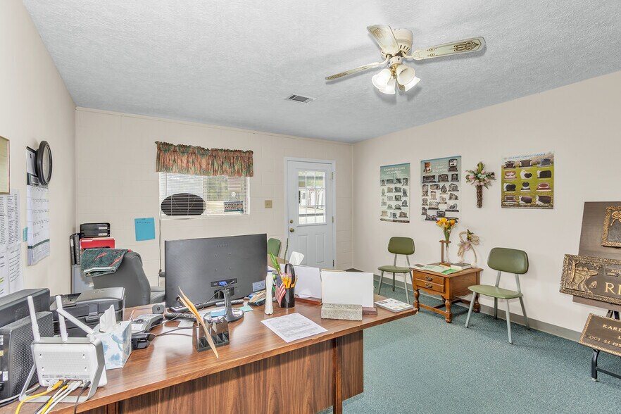 More Photos Of 3635 Whiskey Rd, Aiken Office For Sale