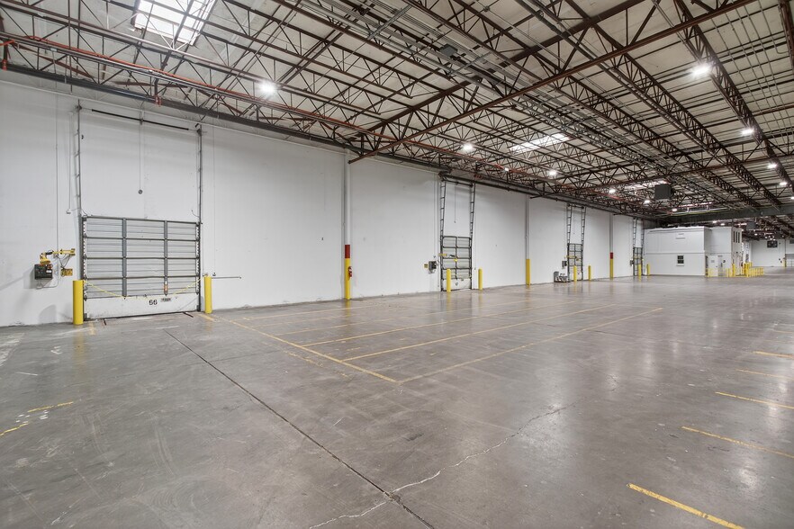 More Photos Of 606 Butler Dr, Murfreesboro Distribution For Lease