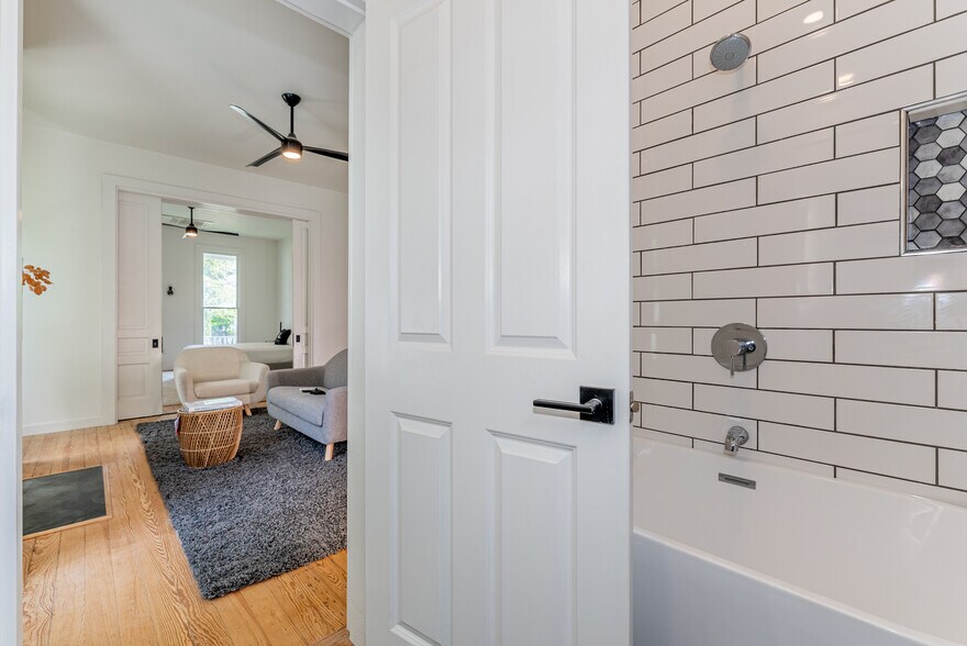 More Photos Of 2810 Griffin Ave, Richmond Apartments For Sale