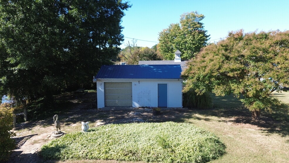 More Photos Of 38869 Morris Point Rd, Abell Restaurant For Sale