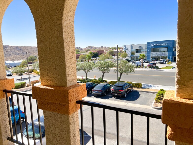 More Photos Of 15099 Kamana Rd, Apple Valley Medical For Lease