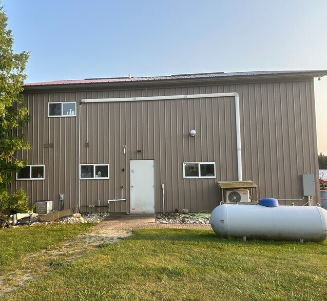 More Photos Of , Sturgeon Bay Specialty For Sale