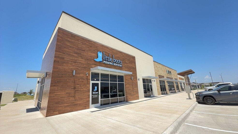 More Photos Of McPherson Blvd, Crowley Storefront Retail Office For Lease