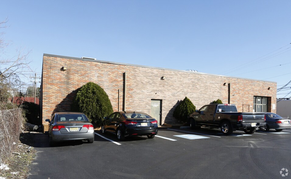 More Photos Of 300 W Water St, Toms River Medical For Sale