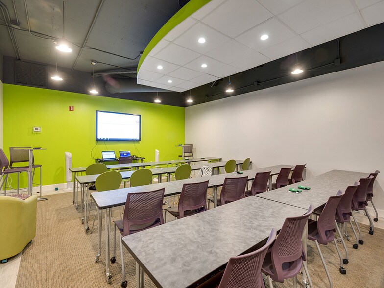 More Photos Of 124 Marriott Dr, Tallahassee Office For Lease