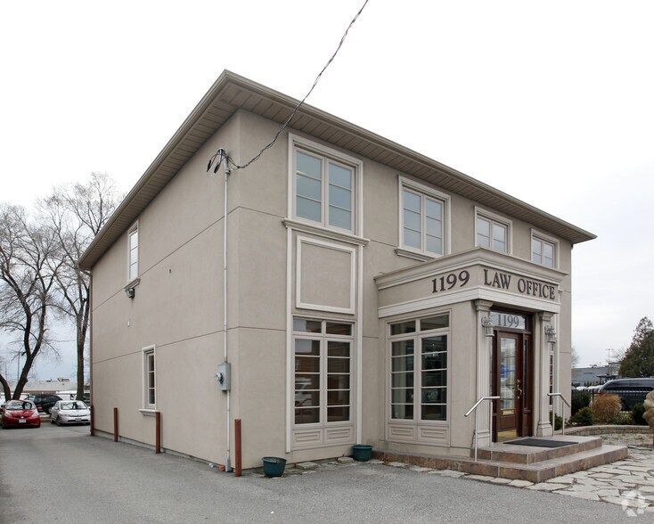 Primary Photo Of 1199 The Queensway, Toronto Office For Sale