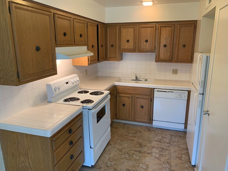 More Photos Of 1501 W Shields Ave, Fresno Apartments For Sale