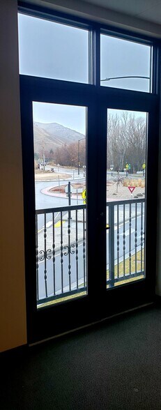 More Photos Of 3858 N Garden Center Way, Boise Medical For Lease