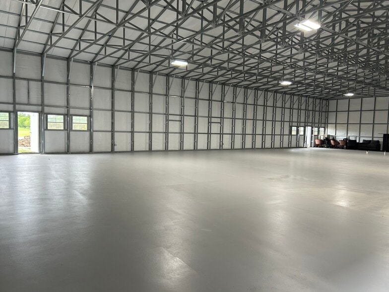 More Photos Of 3745 County Road 997, McKinney Warehouse For Lease