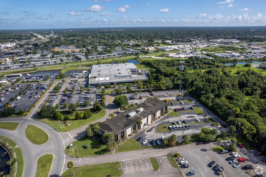 More Photos Of 1 Purlieu Pl, Winter Park Office For Lease