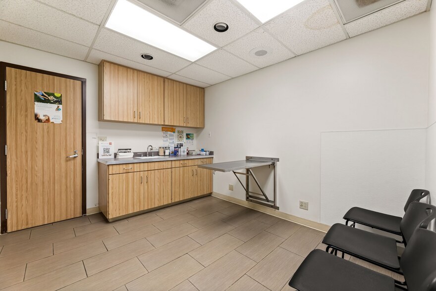 More Photos Of 7247 Painter Ave, Whittier Medical For Sale