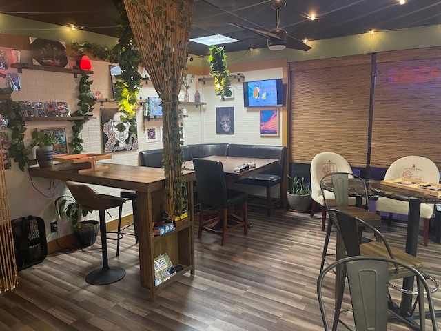 More Photos Of 405 N McDonald St, McKinney Freestanding For Lease