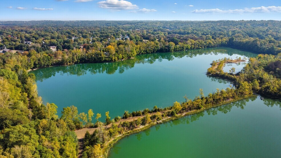 More Photos Of 340 Central Ave, Carlisle Marina For Sale