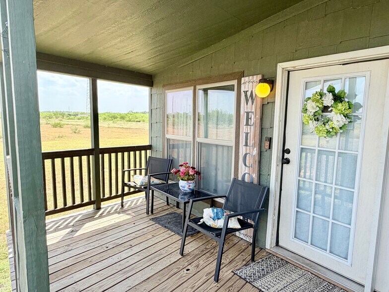 More Photos Of 14951 Interstate 35 Expy, Moore Flex For Sale