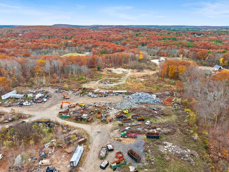 More Photos Of 164 Lincoln St, Millville Distribution For Sale