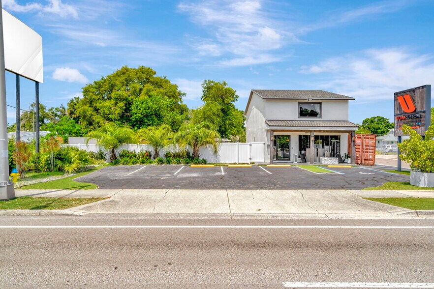 Primary Photo Of 5401 S Dale Mabry Hwy, Tampa Medical For Sale
