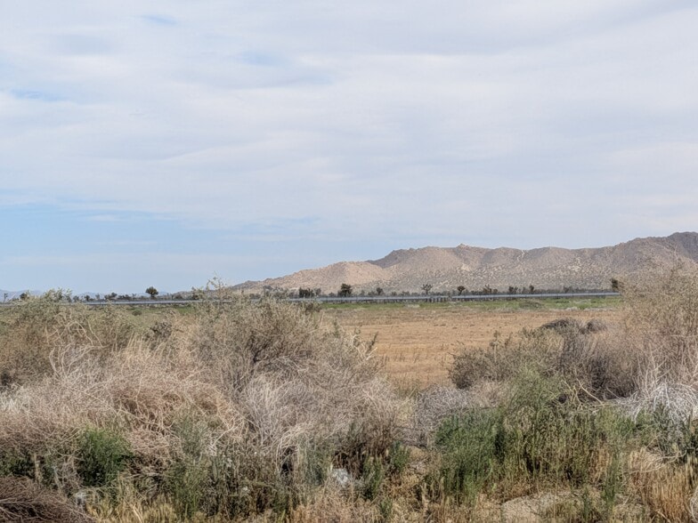 Primary Photo Of 10400 Avenue P4 St, Palmdale Land For Sale