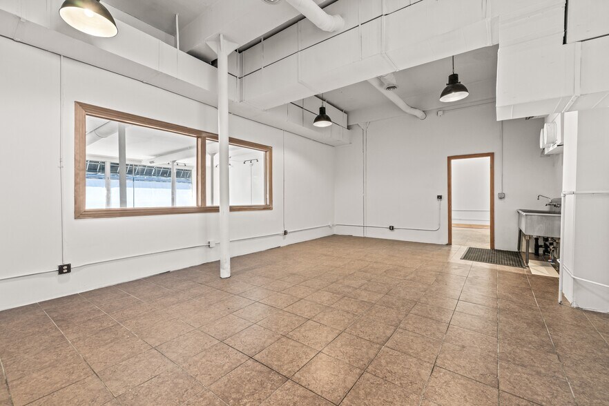 More Photos Of 238 N Broadway, Denver Storefront Retail Office For Lease