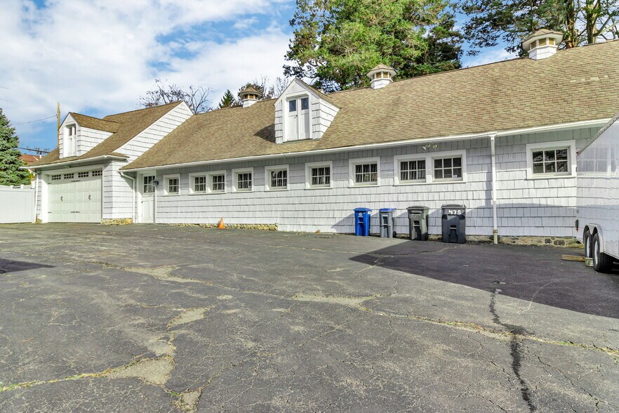 More Photos Of 475 Dobbs Ferry Rd, White Plains Apartments For Lease