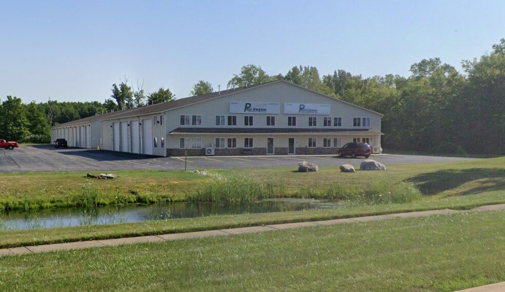 Primary Photo Of 32961 Pin Oak Pky, Avon Lake Flex For Sale