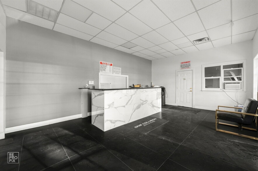 More Photos Of 1123 W Catalpa Ave, Chicago Industrial For Lease