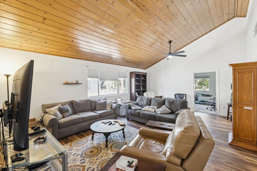 More Photos Of 3851 Vineyard Ave, Pleasanton Multifamily For Sale