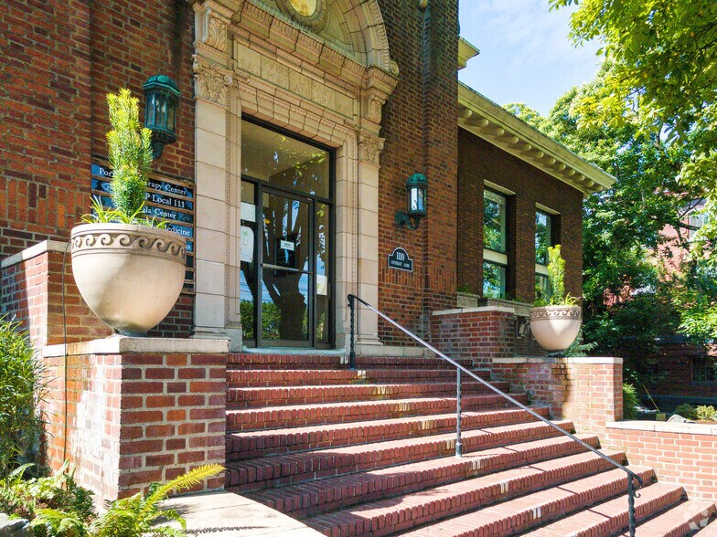 More Photos Of 1110 SE Alder St, Portland Office For Lease