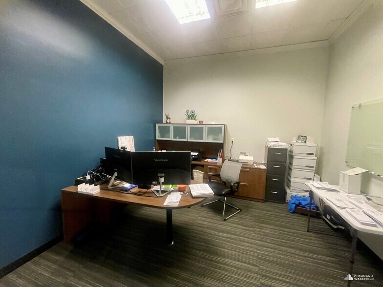 More Photos Of 3600 Mitchell Dr, Fort Collins General Retail For Sale