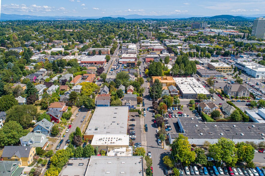 More Photos Of 45-57 NE Hancock St, Portland Light Manufacturing For Lease
