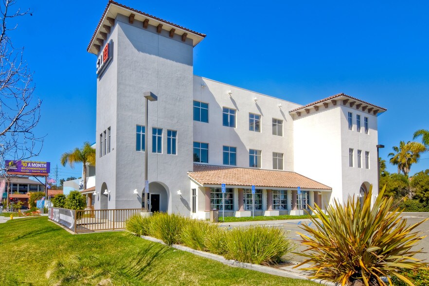 More Photos Of 3186 Vista Way, Oceanside Office For Sale