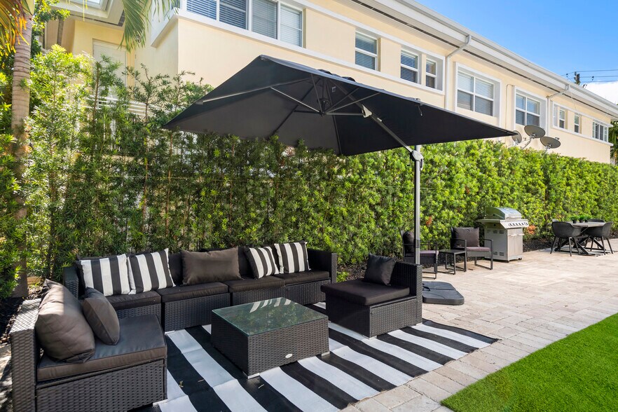 More Photos Of 3909 Garden Ave, Miami Apartments For Sale