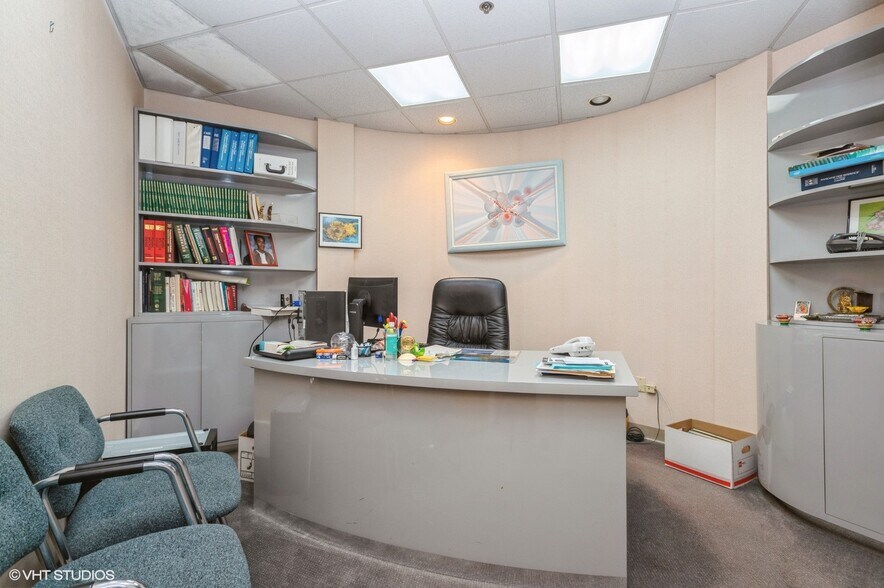 More Photos Of 1553 State Route 27, Somerset Office For Sale