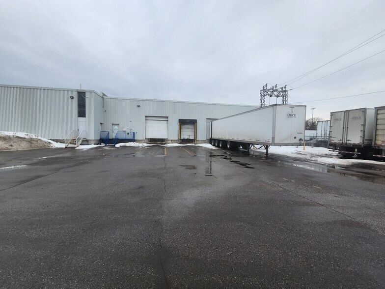 More Photos Of 279 Belfield Rd, Toronto Industrial For Lease