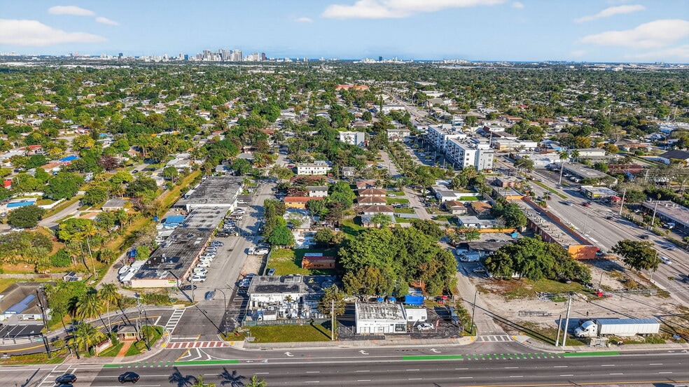 More Photos Of 3928 SW 12th Ct, Fort Lauderdale Manufacturing For Sale